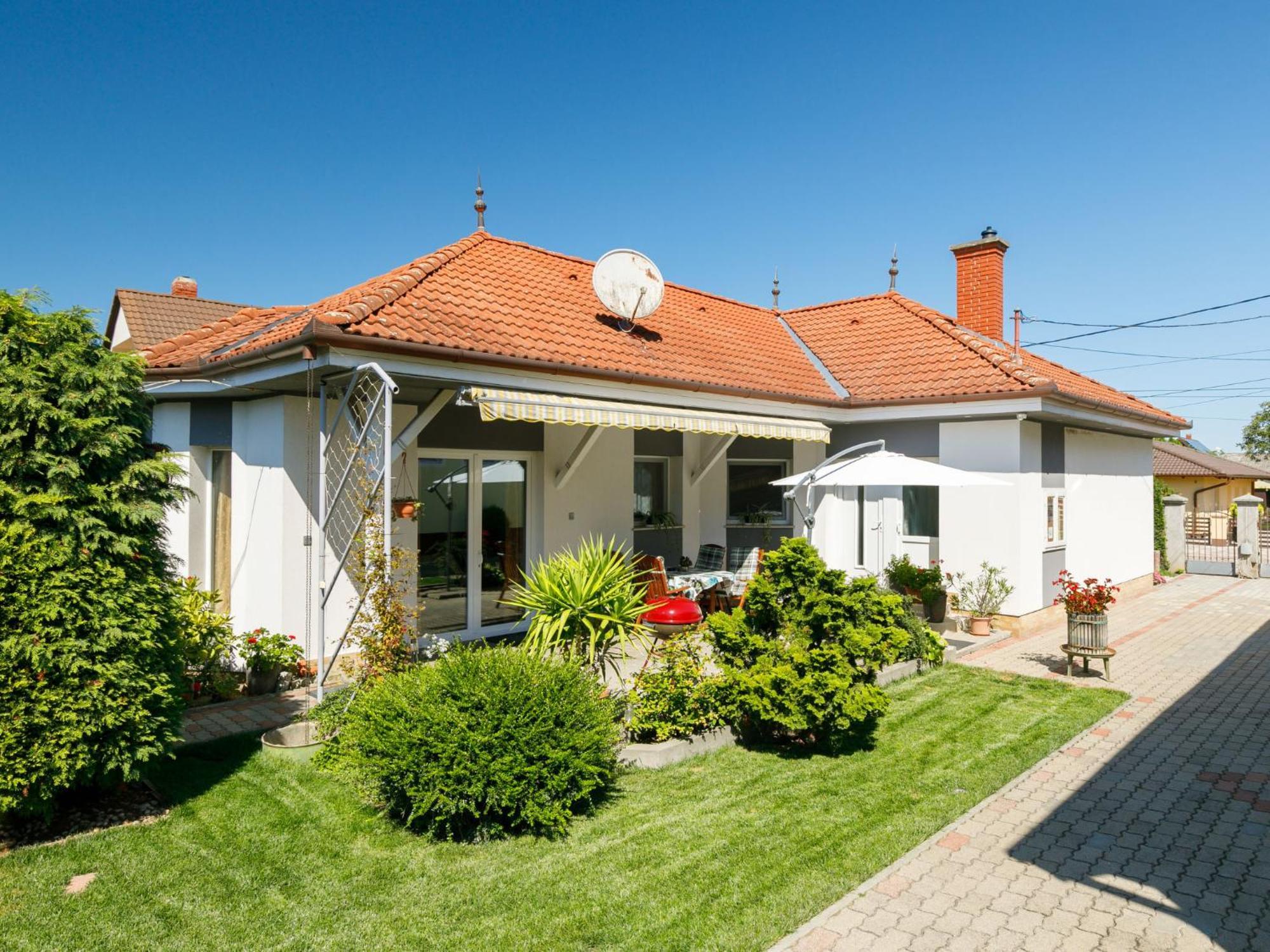 Holiday Home Ildiko By Interhome Balatonlelle Eksteriør billede